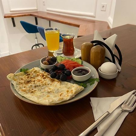 24 Boutique Hotel Истанбул Екстериор снимка