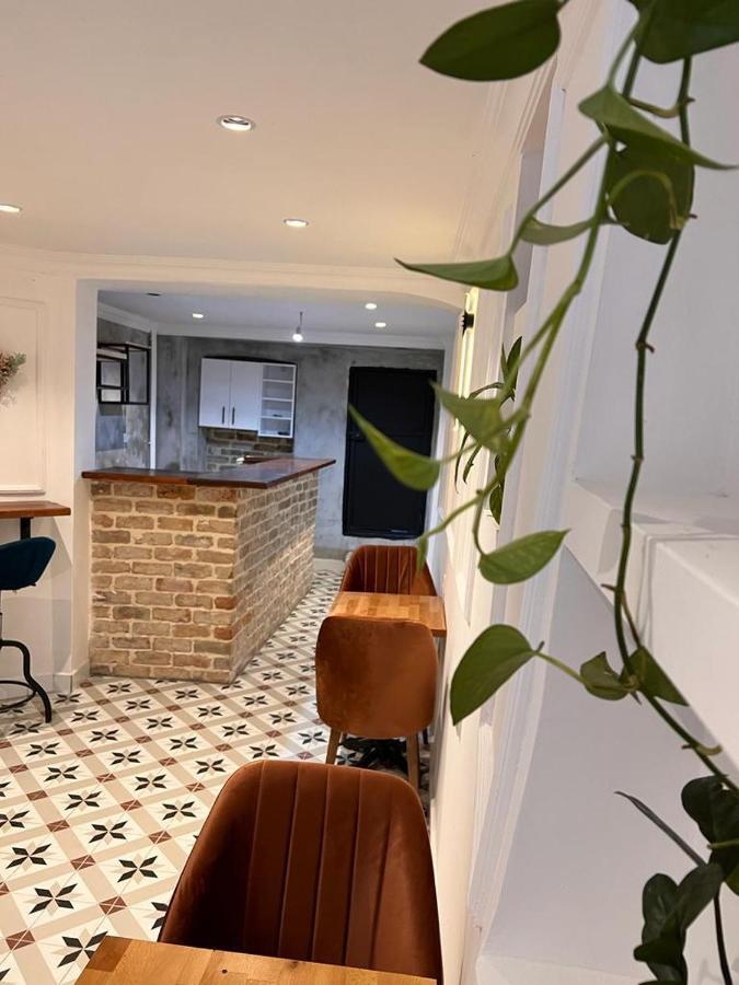 24 Boutique Hotel Истанбул Екстериор снимка