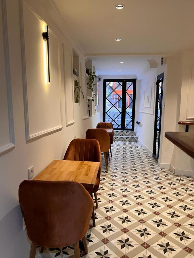 24 Boutique Hotel Истанбул Екстериор снимка